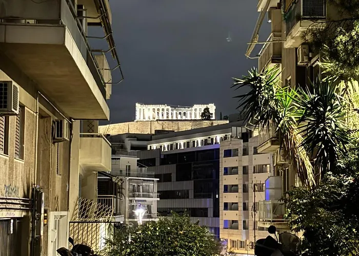 Modern Stay Near Acropolis With Big Balcony